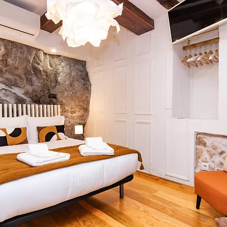 Douro View House Ribeira 招待所 2*
